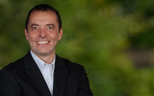 Dr. Arndt Embacher Dr. Arndt Embacher